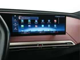 BMW iX (2021) thumbnail 21