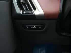 BMW iX (2021) thumbnail 30