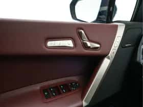 BMW iX (2021) thumbnail 32