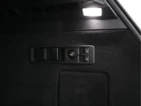 BMW iX (2021) thumbnail 39