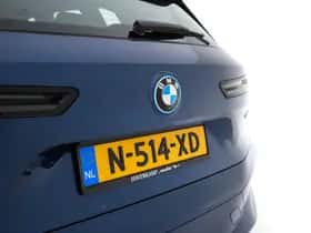 BMW iX (2021) thumbnail 40