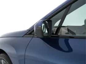 BMW iX (2021) thumbnail 41