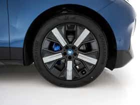 BMW iX (2021) thumbnail 44