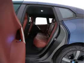 BMW iX (2021) thumbnail 10
