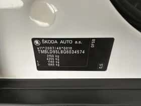 Škoda Yeti (2015) thumbnail 20