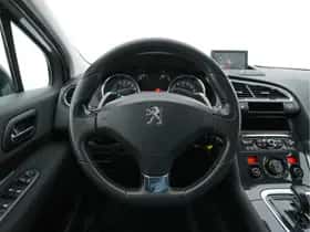 Peugeot 3008 (2013) thumbnail 18