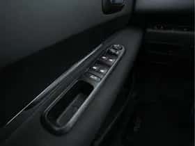 Peugeot 3008 (2013) thumbnail 23