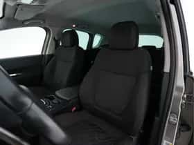 Peugeot 3008 (2013) thumbnail 24