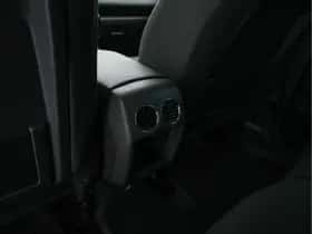 Peugeot 3008 (2013) thumbnail 25