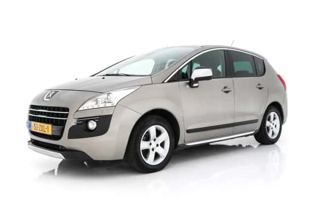 Peugeot 3008 (2013) thumbnail 4