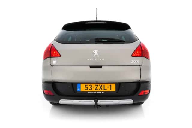 Peugeot 3008 (2013) thumbnail 6