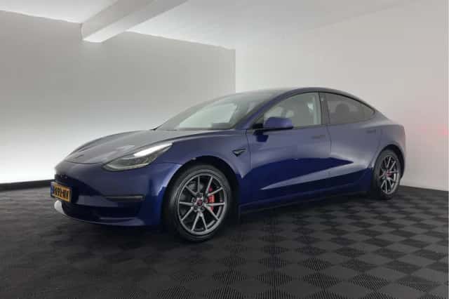 Tesla Model 3 (2020) thumbnail 4