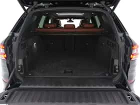 BMW X5 (2019) thumbnail 11