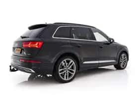 Audi Q7 (2017) thumbnail 7