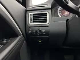 Volvo V70 (2012) thumbnail 18