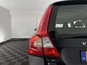 Volvo V70 (2012) thumbnail 23