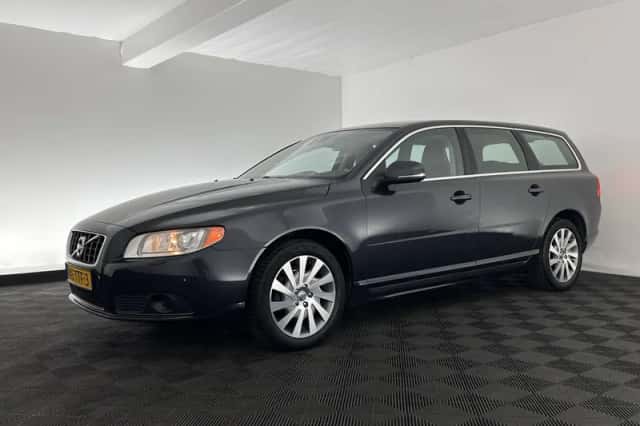 Volvo V70 (2012) thumbnail 4