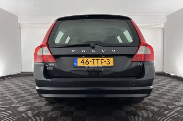 Volvo V70 (2012) thumbnail 6