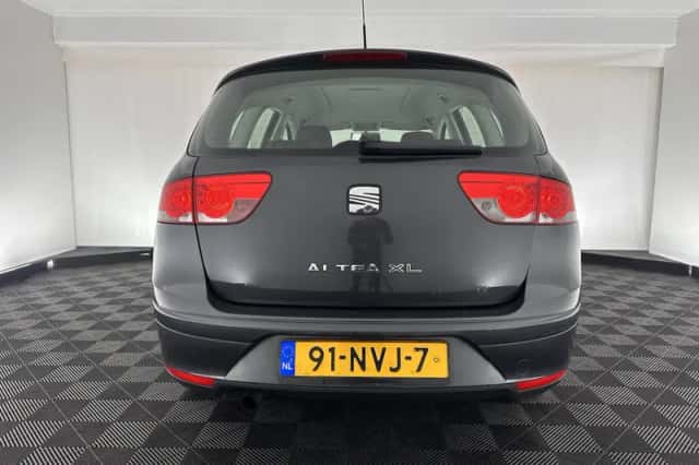 SEAT Altea XL (2010) thumbnail 5