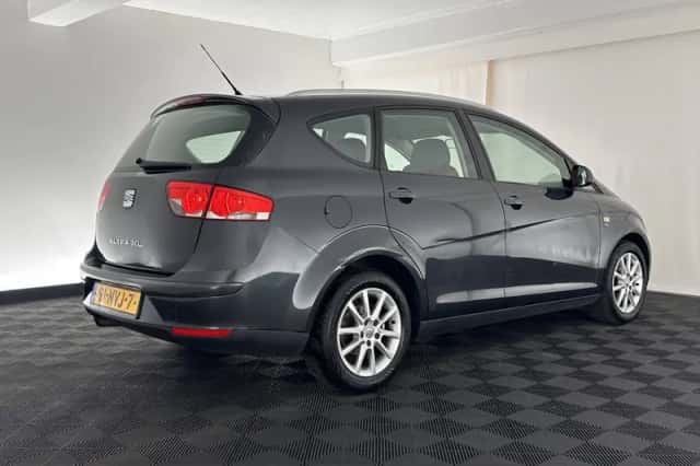 SEAT Altea XL (2010) thumbnail 6