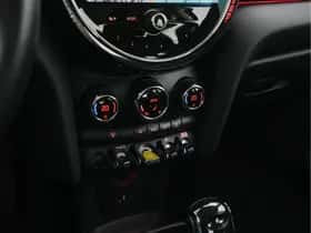 MINI Electric (2022) thumbnail 15