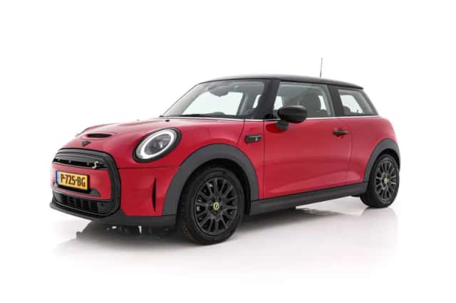 MINI Electric (2022) thumbnail 4