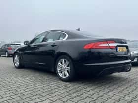 Jaguar XF (2014) thumbnail 4