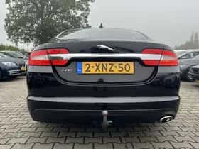 Jaguar XF (2014) thumbnail 5