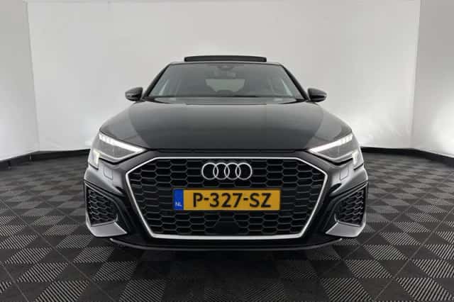 Audi A3 (2022) thumbnail 3