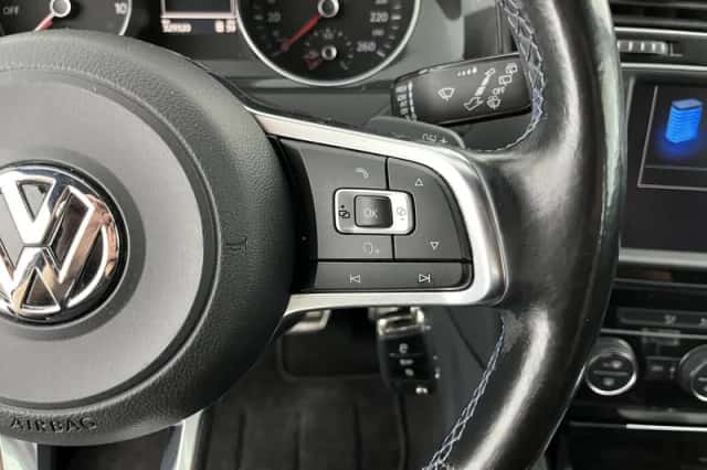 Volkswagen Golf (2015) thumbnail 18