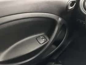 Smart Forfour (2015) thumbnail 19