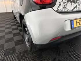Smart Forfour (2015) thumbnail 25