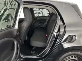Smart Forfour (2015) thumbnail 10