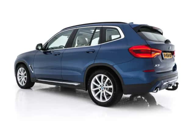 BMW X3 (2018) thumbnail 5