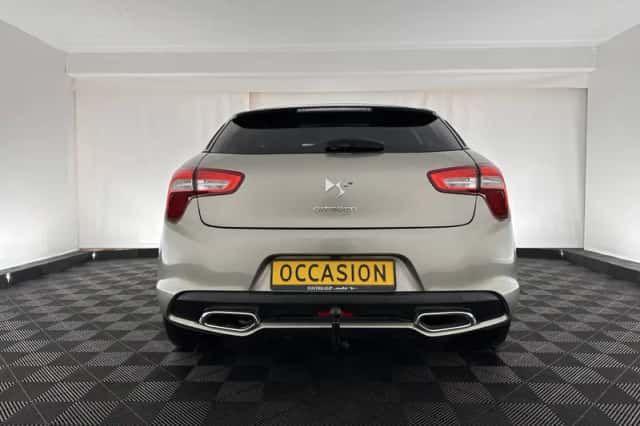 Citroën DS5 (2013) thumbnail 5