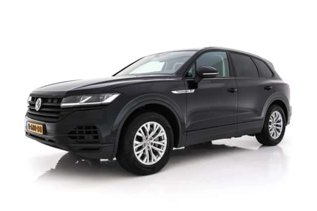 Volkswagen Touareg (2018) thumbnail 4
