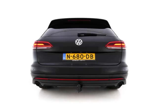 Volkswagen Touareg (2018) thumbnail 6