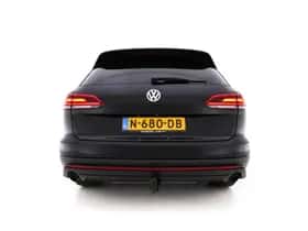 Volkswagen Touareg (2018) thumbnail 6