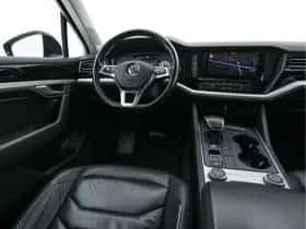 Volkswagen Touareg (2018) thumbnail 8