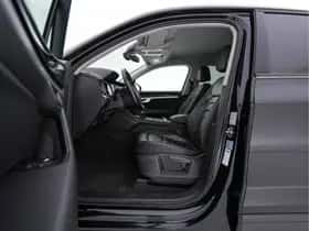 Volkswagen Touareg (2018) thumbnail 9