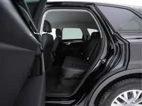Volkswagen Touareg (2018) thumbnail 10