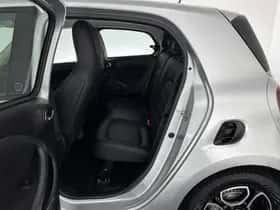 Smart Forfour (2019) thumbnail 10