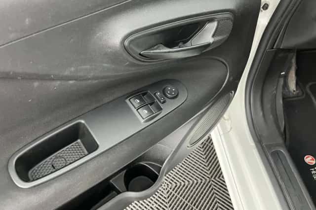 Fiat Punto (2015) thumbnail 23