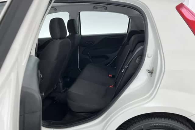 Fiat Punto (2015) thumbnail 10