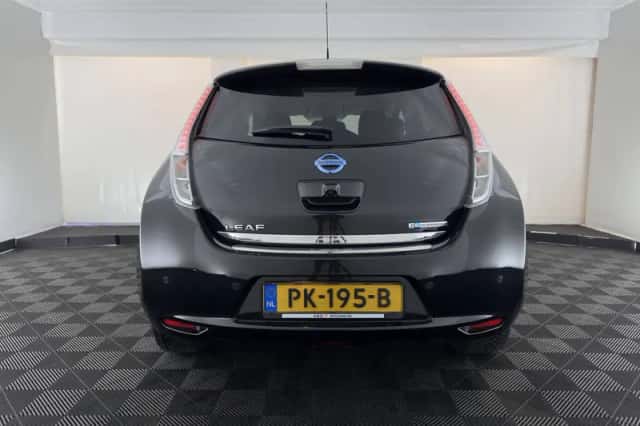 Nissan Leaf (2017) thumbnail 6
