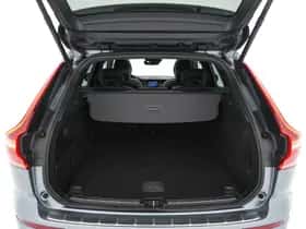 Volvo XC60 (2020) thumbnail 11
