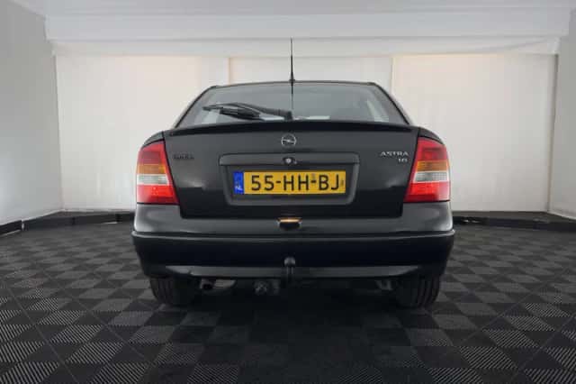 Opel Astra (2001) thumbnail 6