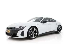 Audi e-tron GT (2021) thumbnail 4
