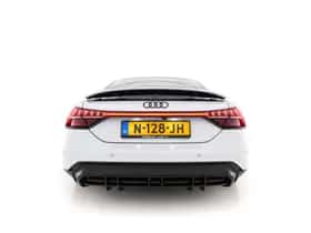 Audi e-tron GT (2021) thumbnail 6