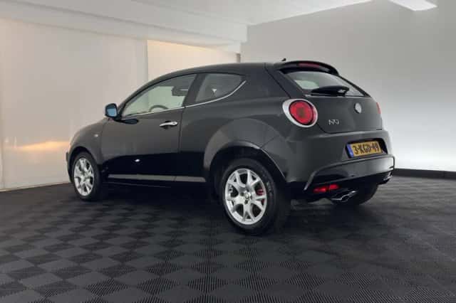 Alfa Romeo Mito (2013) thumbnail 5